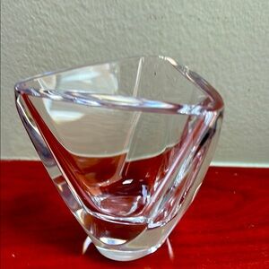 Vintage Val Saint Lambert Tricorne Cigarette Urn